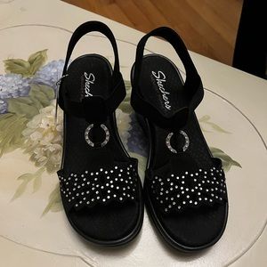 New Skechers sandals size 8